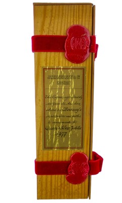 Lot 117 - 1 bottle 1977 Hennessy Silver Jubilee Cognac