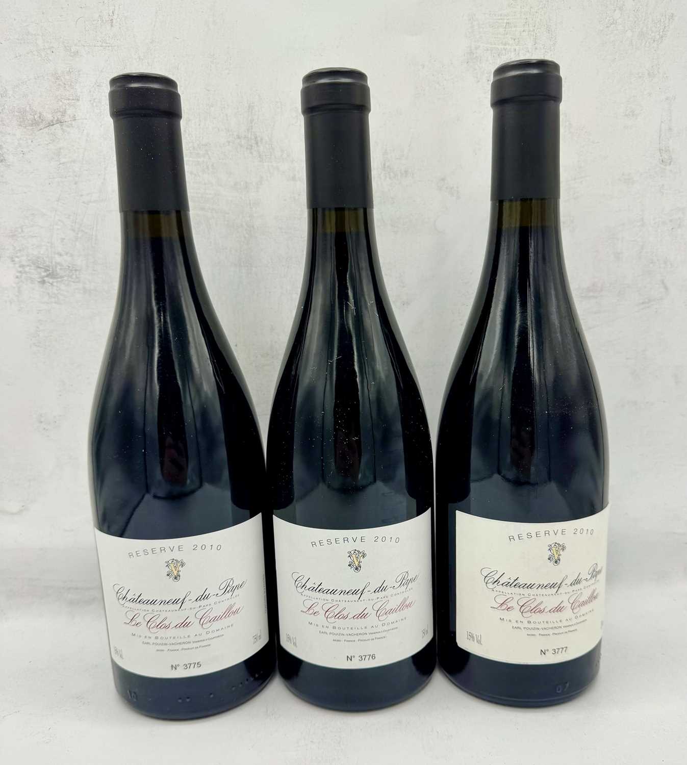 Lot 71 - 6 bottles 2010 Chateauneuf-du-Pape, Le Clos du Caillou La Reserve